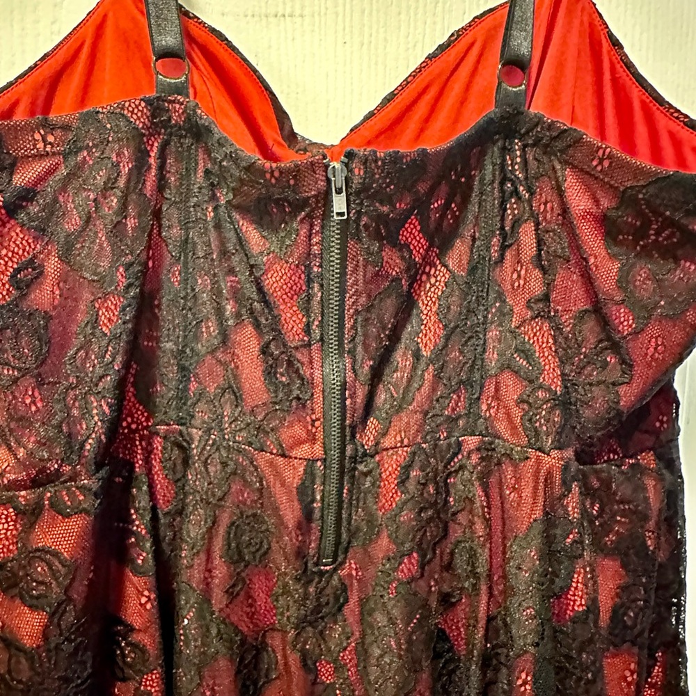Torrid Lace Babydoll Bustier Top size 2 - Picture 5 of 7